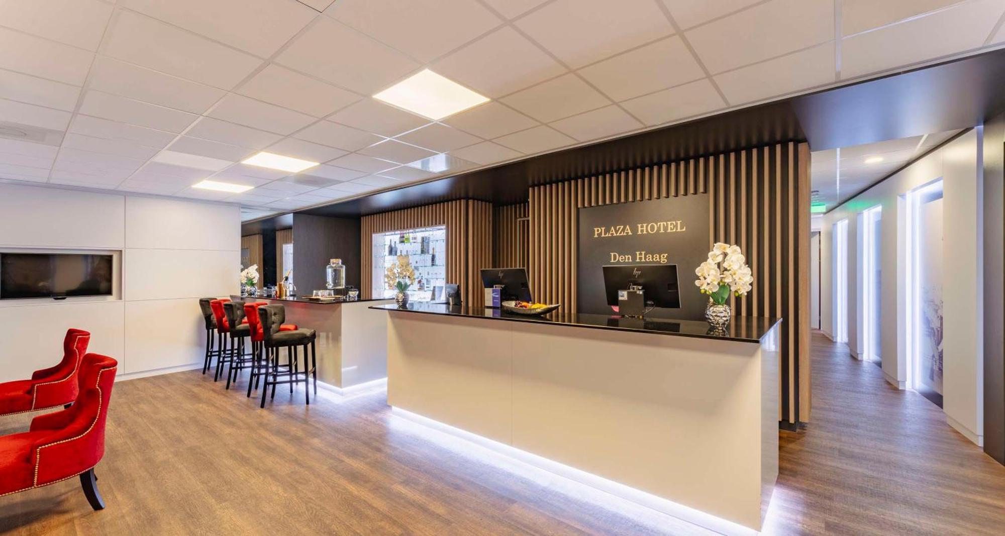 Plaza Premium Center 4* The Hague