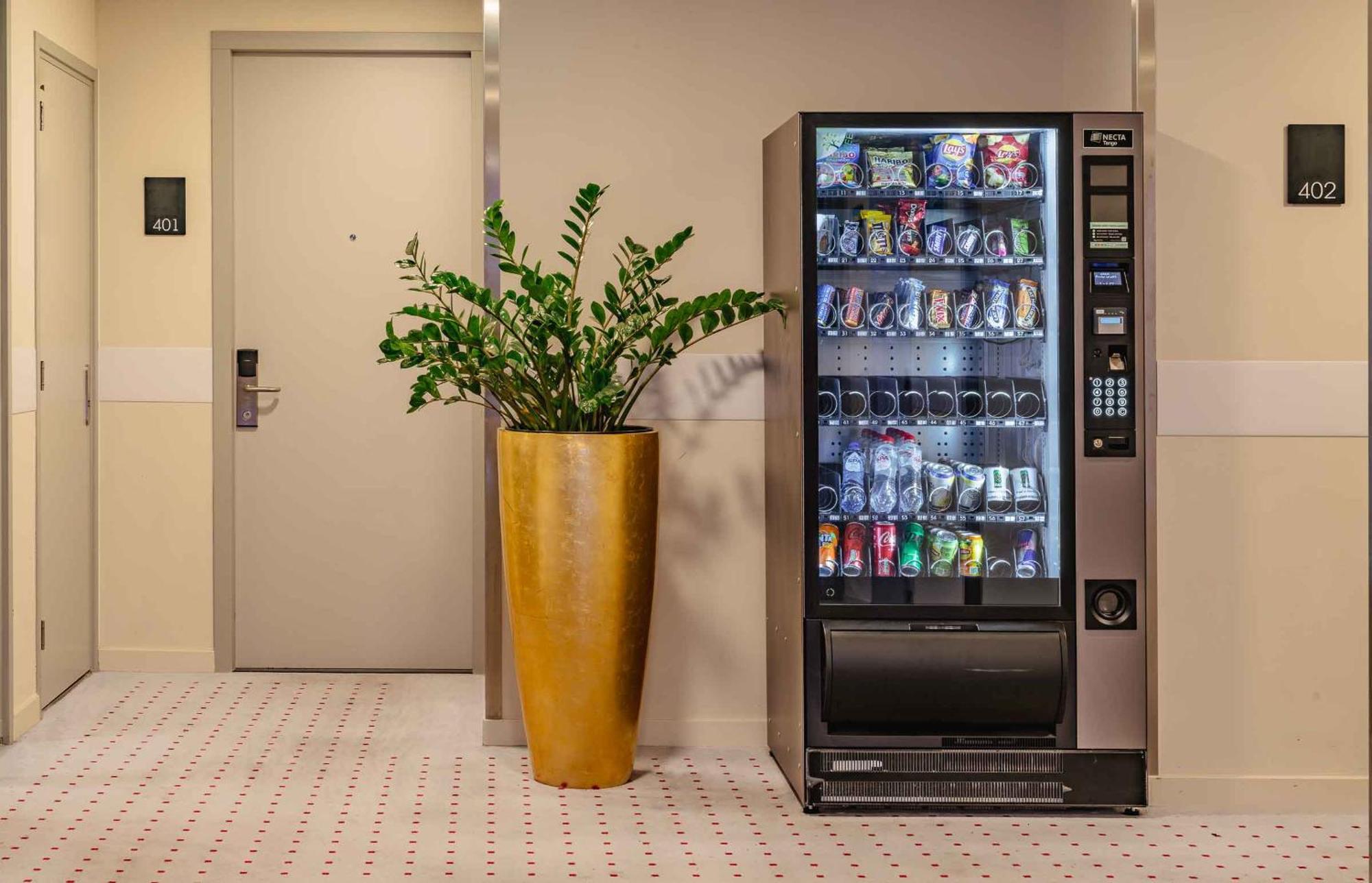 Western Plaza Center